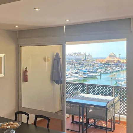 Apartment Penthouse Duplex Marina Plaza T1 Hsr Marina