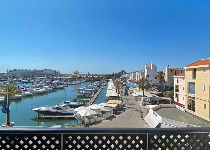 Penthouse Duplex Marina Plaza T1 Hsr Marina Apartamento